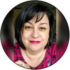 Colleen Cohn | Owner Sophisticated & Whimsical Artisan Jewelry & Gifts